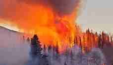 Colorado fires: Cars clog highways as families flee East Troublesome Fire in Colorado Colorado Fire