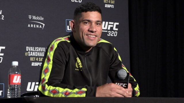 Alex Pereira는 UFC 320보다 앞서 가벼운 헤비급 경쟁자 상승을 찬양합니다.